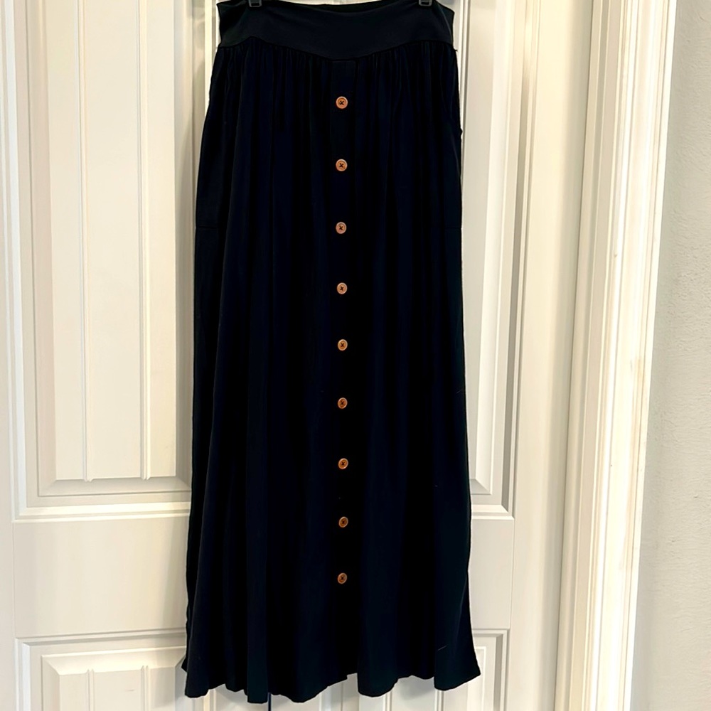 Matilda Jane Joanna Gaines size S black maxi skirt